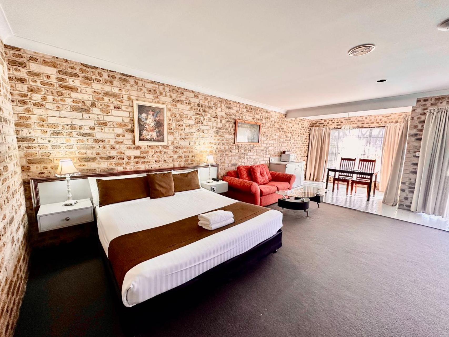 Sir Francis Drake Motel Heatherbrae Екстериор снимка