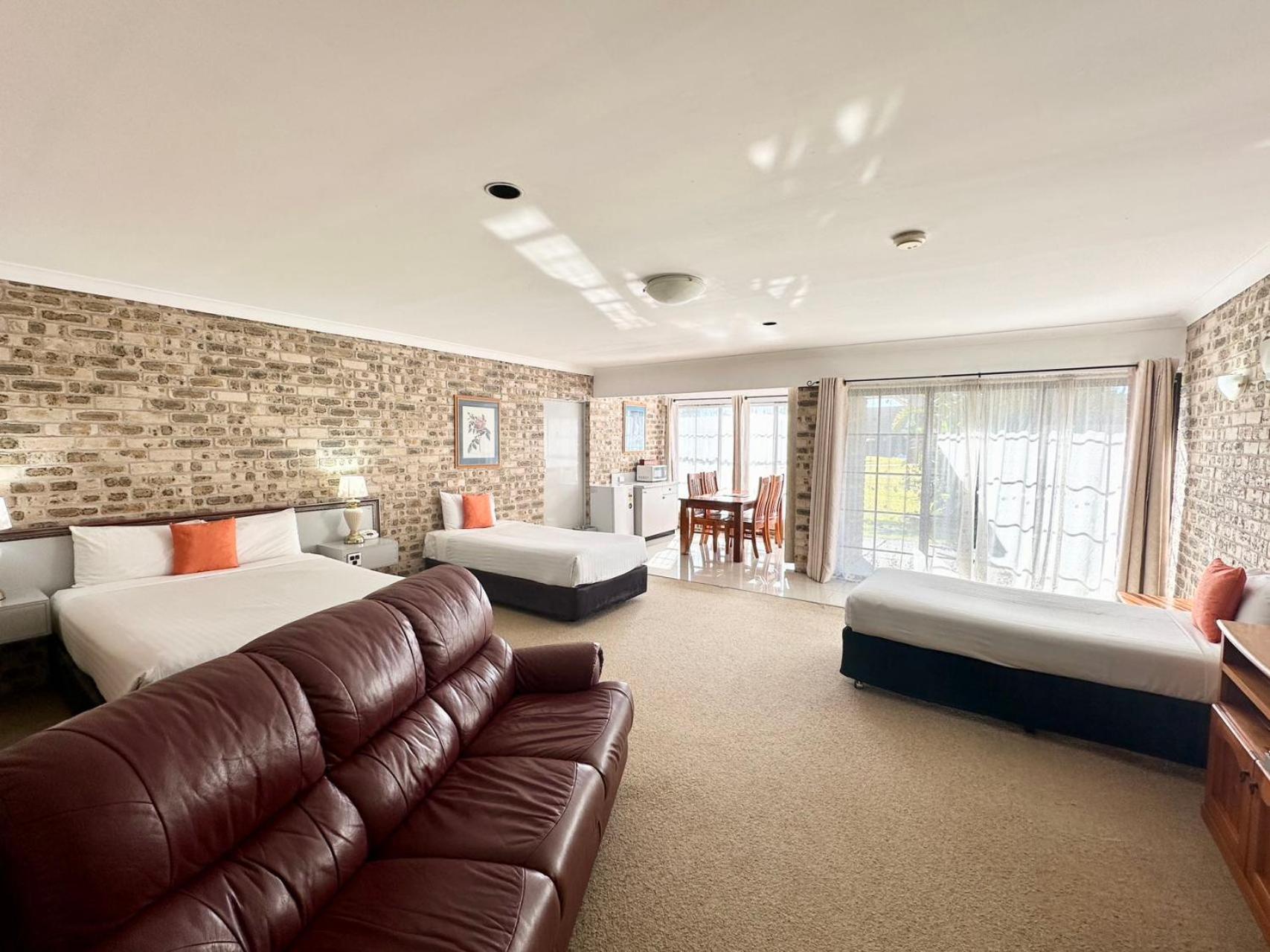Sir Francis Drake Motel Heatherbrae Екстериор снимка
