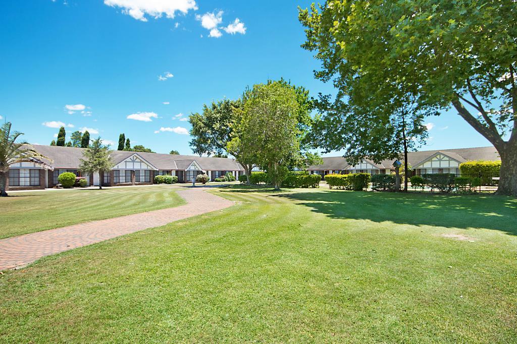 Sir Francis Drake Motel Heatherbrae Екстериор снимка